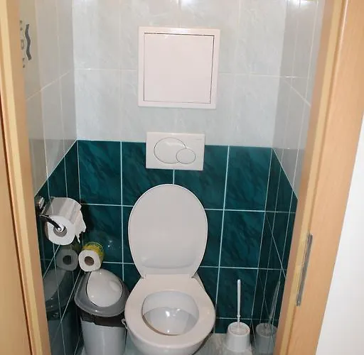 Ostello Sd Jedlikova 5