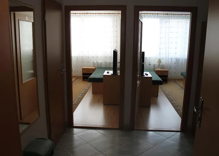 Ostello Sd Jedlikova 5